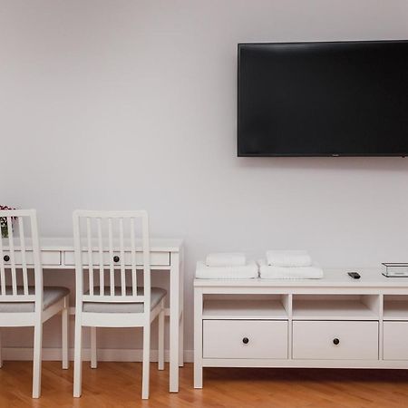 Korali Apartment Ivano Frankivsk Bagian luar foto