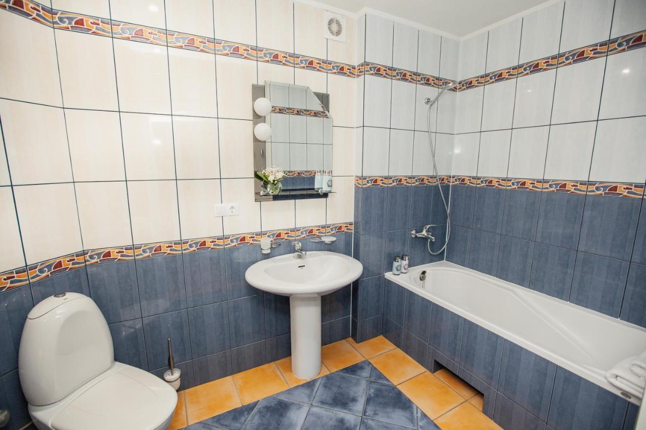 Korali Apartment Ivano Frankivsk Bagian luar foto