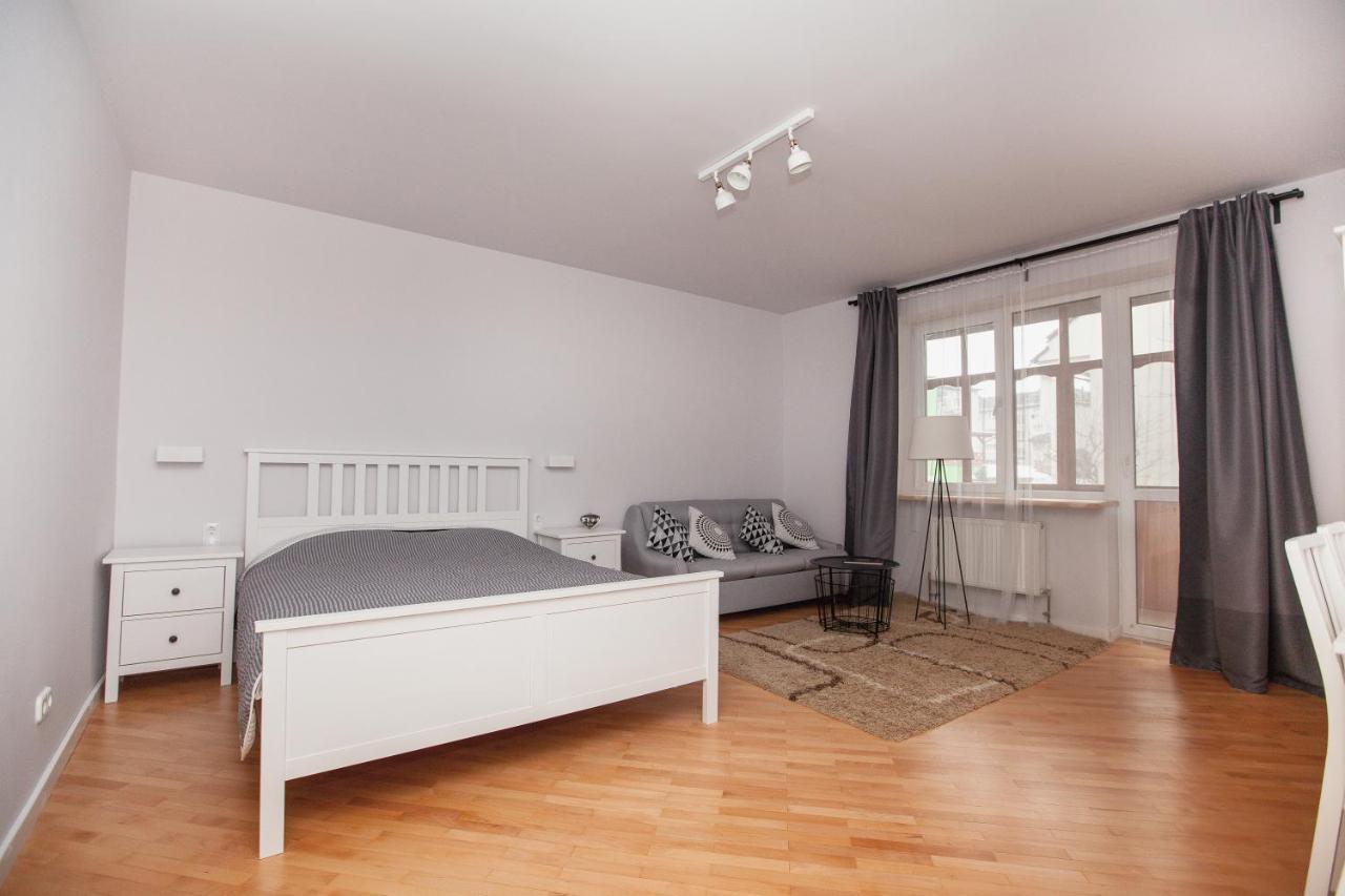 Korali Apartment Ivano Frankivsk Bagian luar foto